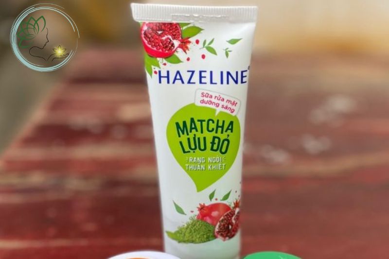 Kem dưỡng trắng da mặt Hazeline Matcha lựu đỏ hiệu quả