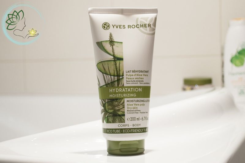 Dưỡng thể Yves Rocher Moisturizing Lotion Dry Skin Aloe Vera